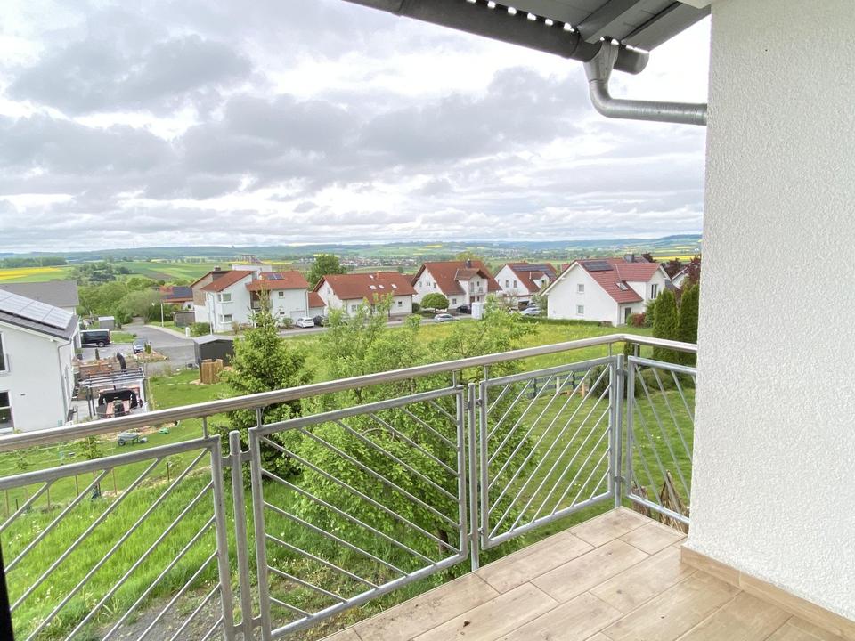 Thumbnail-Helle und moderne 4-Zimmer-Wohnung mit EBK, Garage & großem Balkon in Amöneburg