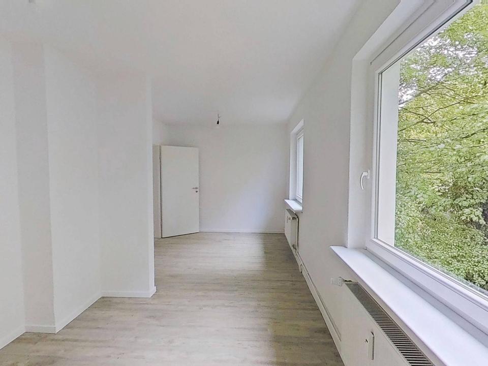 Thumbnail-Das perfekte Familiendomizil: Großzügiges 6-Zimmer-Raumwunder (108 m²) mit 2 Bädern