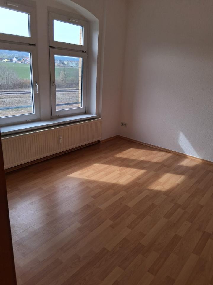 Thumbnail-Helle 4-Raum-Wohnung mit 92 m² in Laucha – ideal für Familien