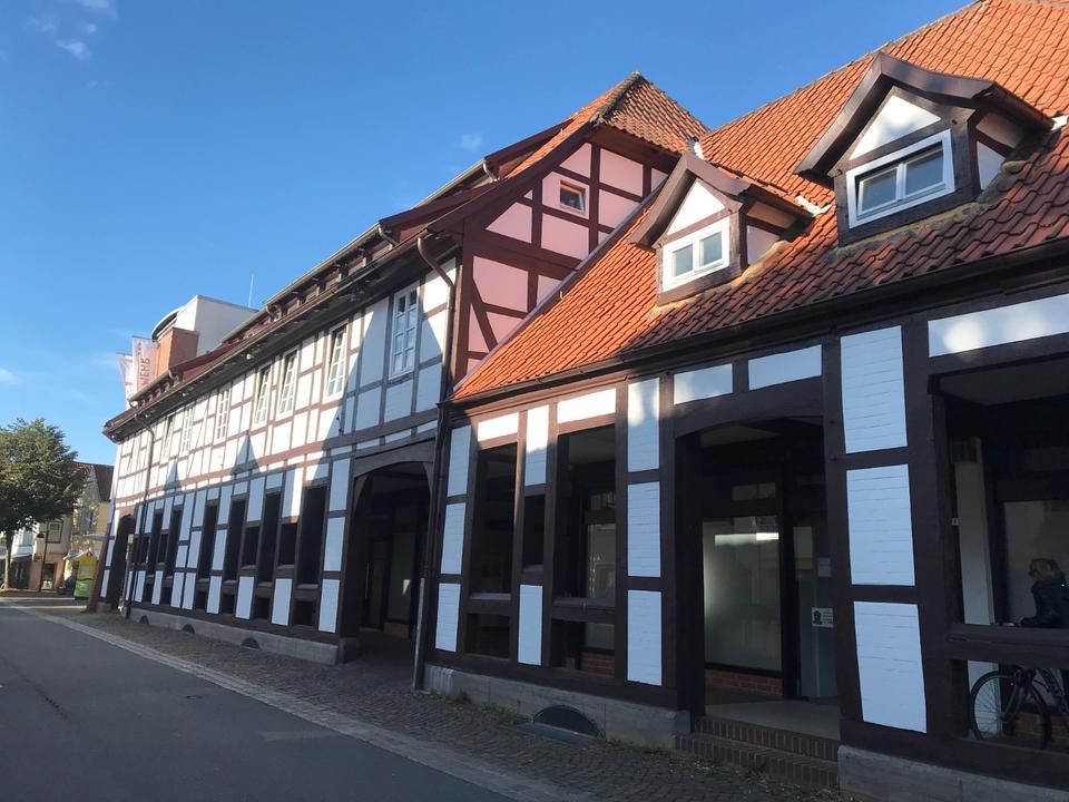 Thumbnail-Gewerbefläche für Praxen, Ladenflächen, Büros, Lager & co.