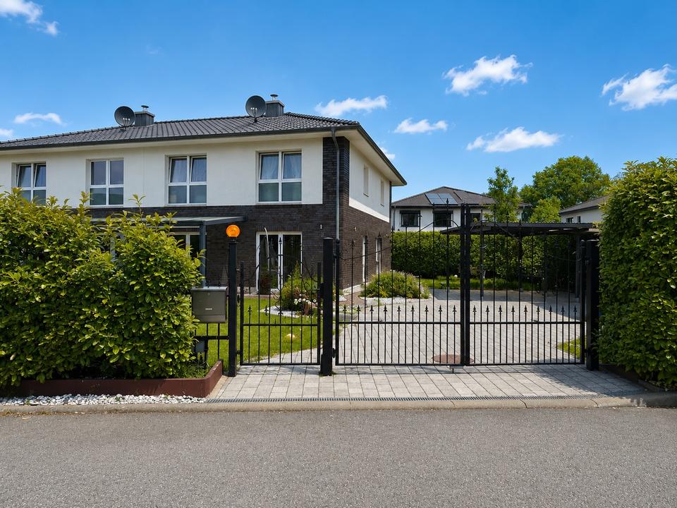 Thumbnail-Moderne Doppelhaushälfte in Quickborn-Heide 150qm