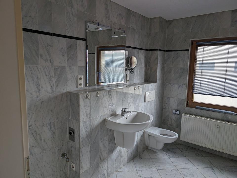 Thumbnail-Schöne 2-Zimmer-Wohnung in Braunschweig-Waggum 108 qm mit Balkon