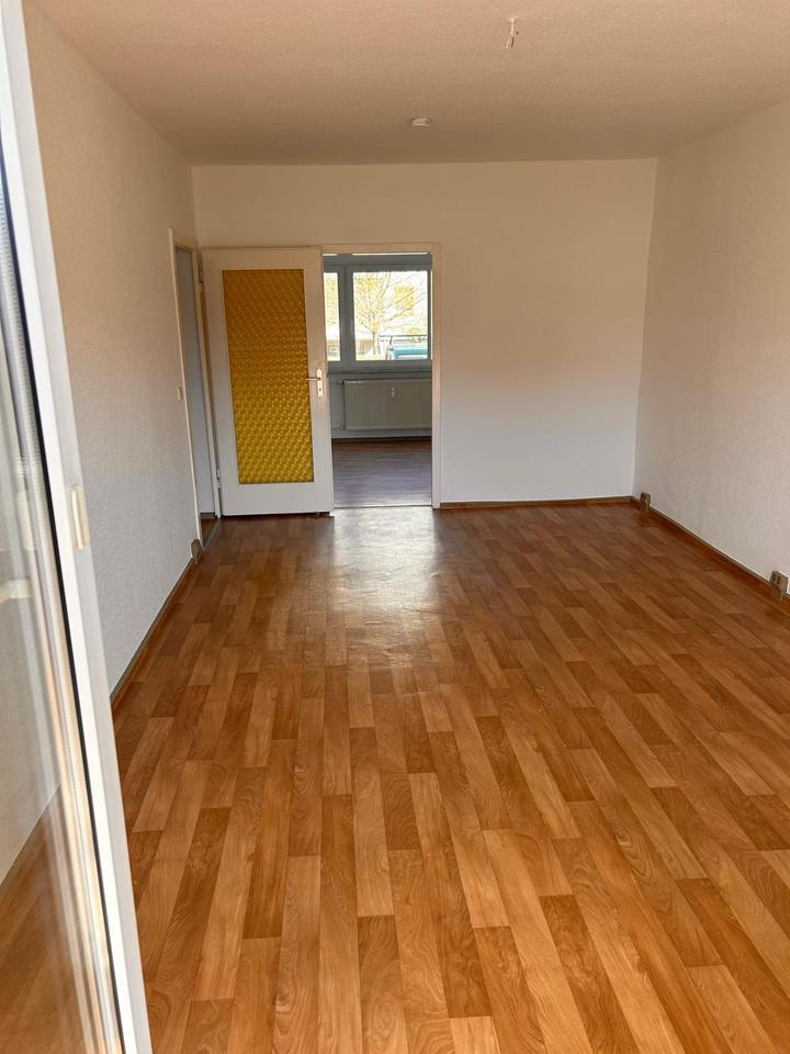 Thumbnail-3 Raumwohnung mit Balkon im Erdgeschoss