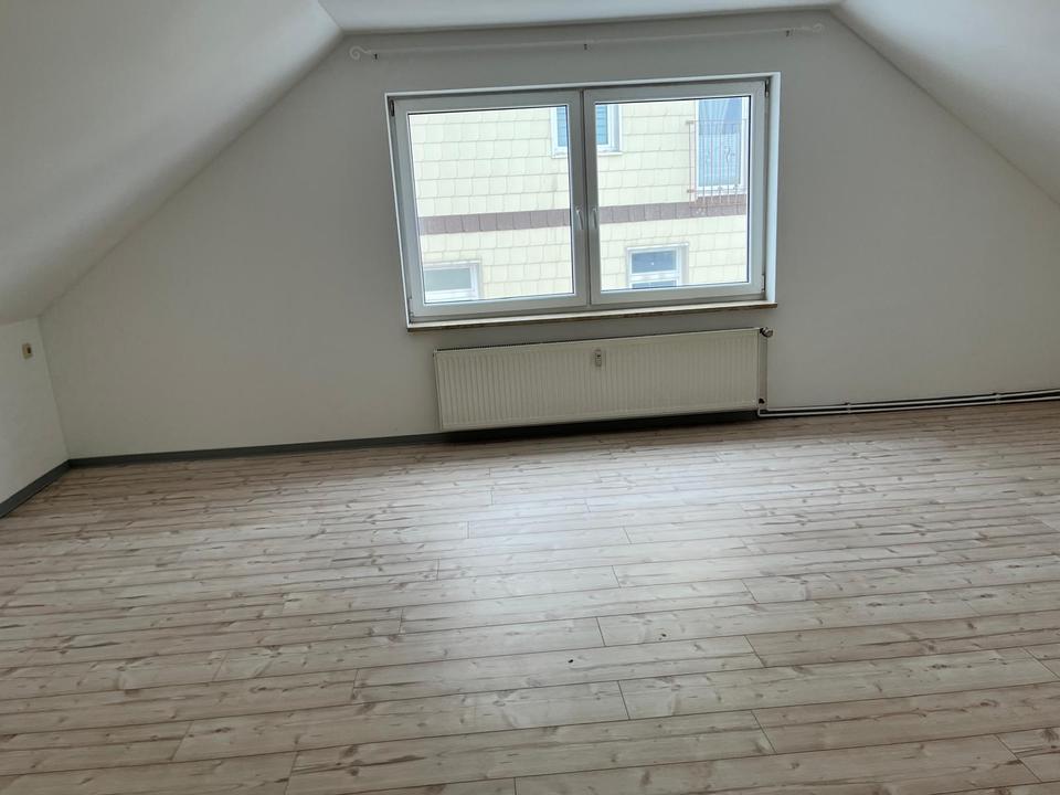 Thumbnail-Sonnige 3 Raumwohnung im DG in Görsbach