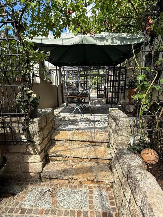 Thumbnail-historische Besenwirtschaft neu interpretiert