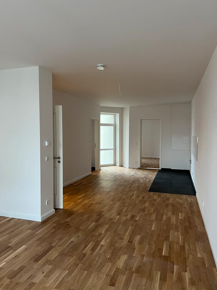 Thumbnail-Gepflegte und sehr geräumige 2-Zimmer-Wohnung zu vermieten