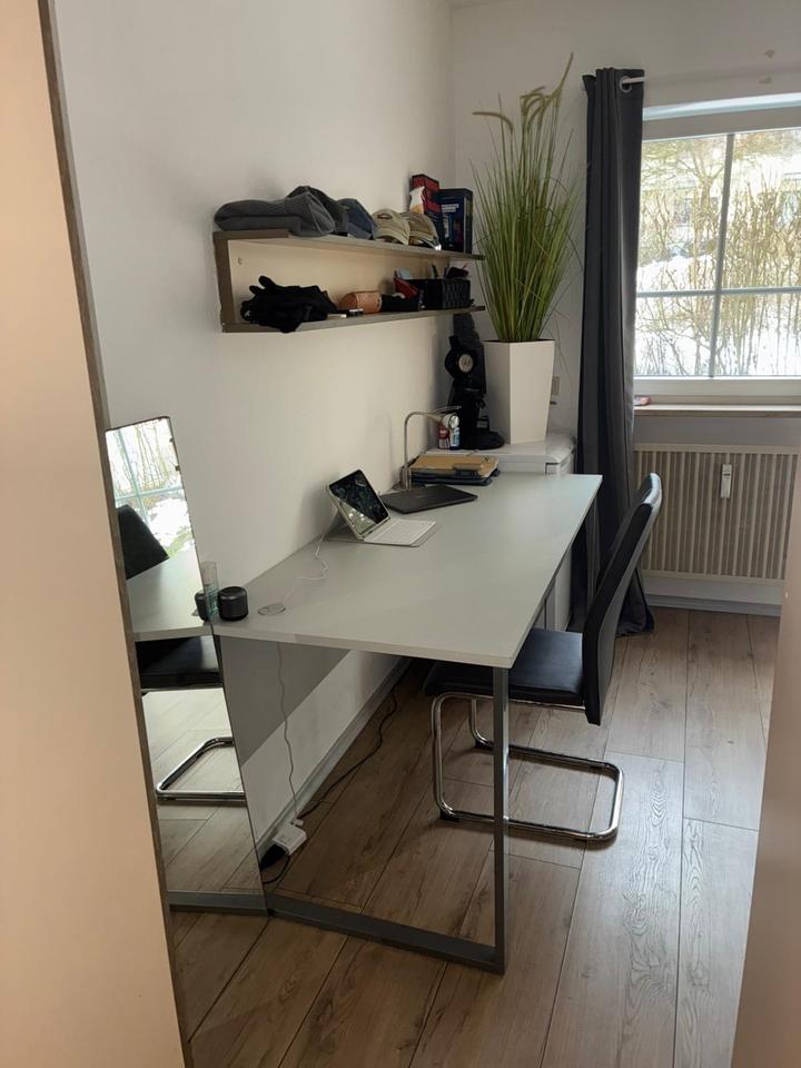 Thumbnail-1-Zimmer Appartement in Regensburg 100 Meter zur Uni