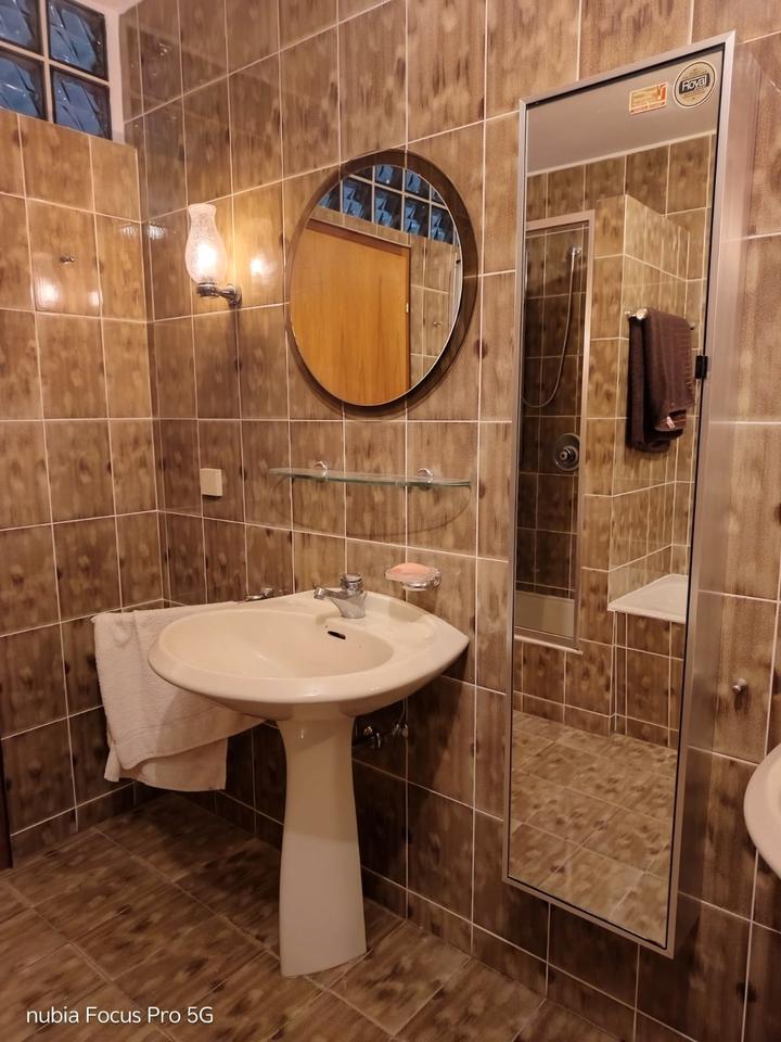 Thumbnail-Fully Furnished Cozy Room available in Weiden. Students, interns.