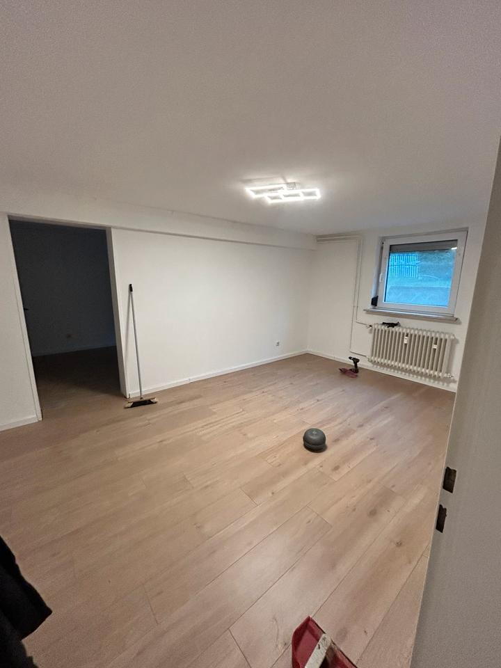 Thumbnail-Neu renovierte 2 Zimmer Souterrainwohnung
