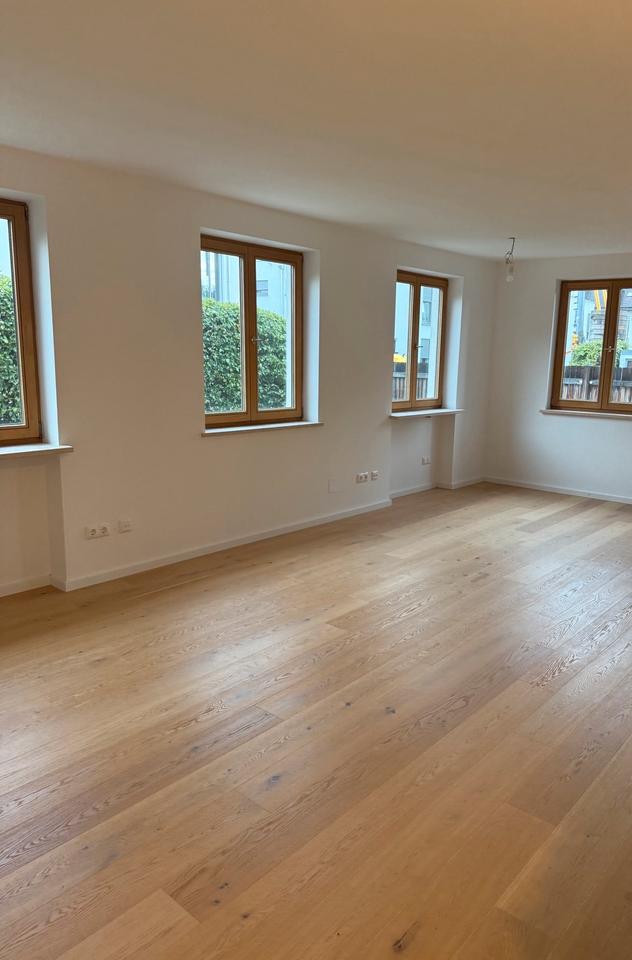 Thumbnail-4 Zimmer EG- Wohnung in Ebersberg zu vermieten