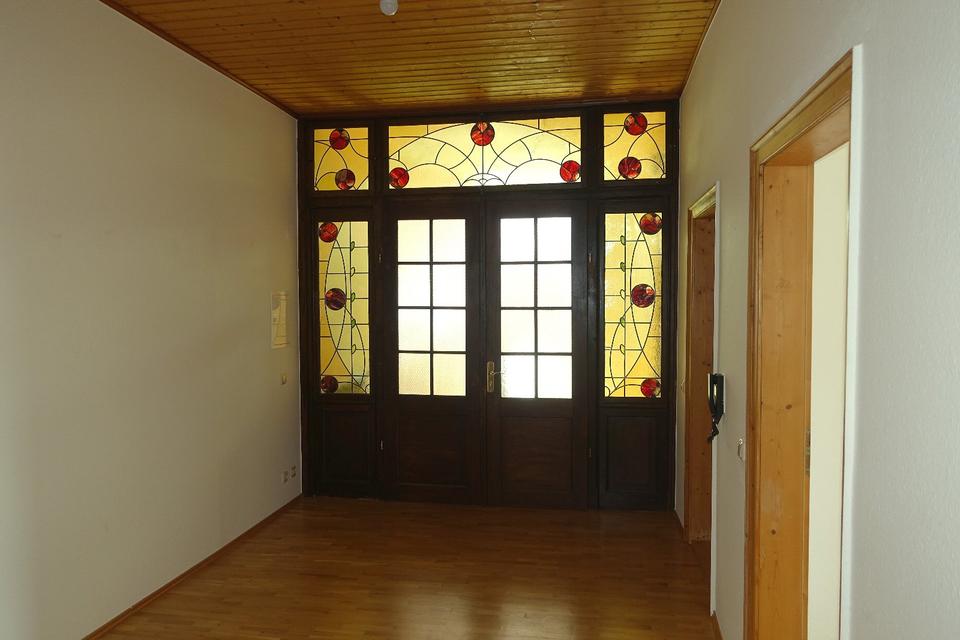 Thumbnail-Altbauwohnung mit 2 Zimmern und EBK