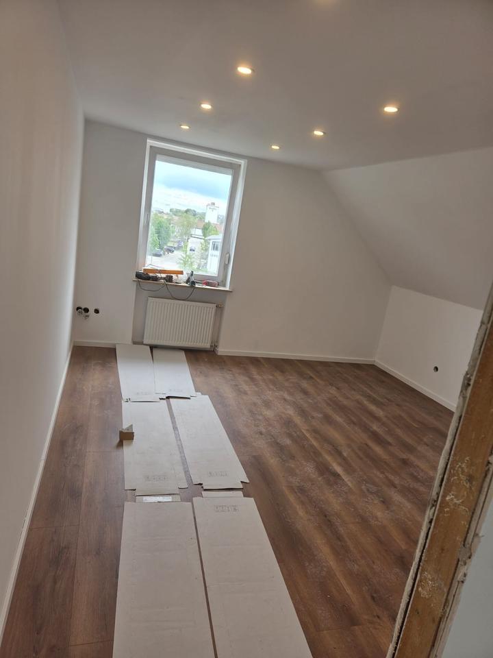 Thumbnail-3-Zimmer Dachgeschosswohnung mit Balkon in Mainburg