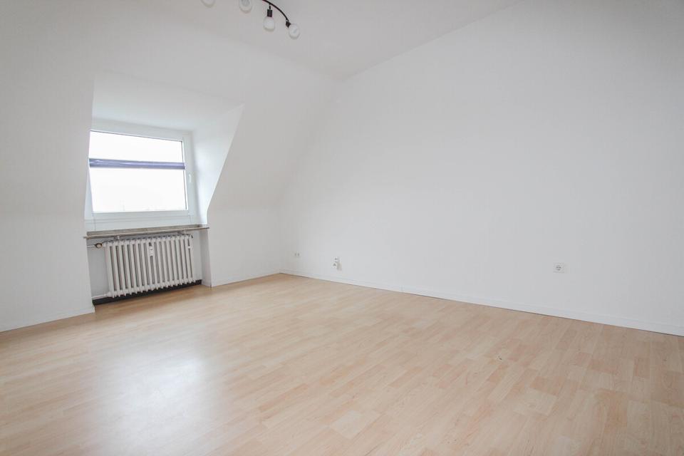 Thumbnail-Charmante Dachgeschosswohnung in Zentraler Lage von Neuss