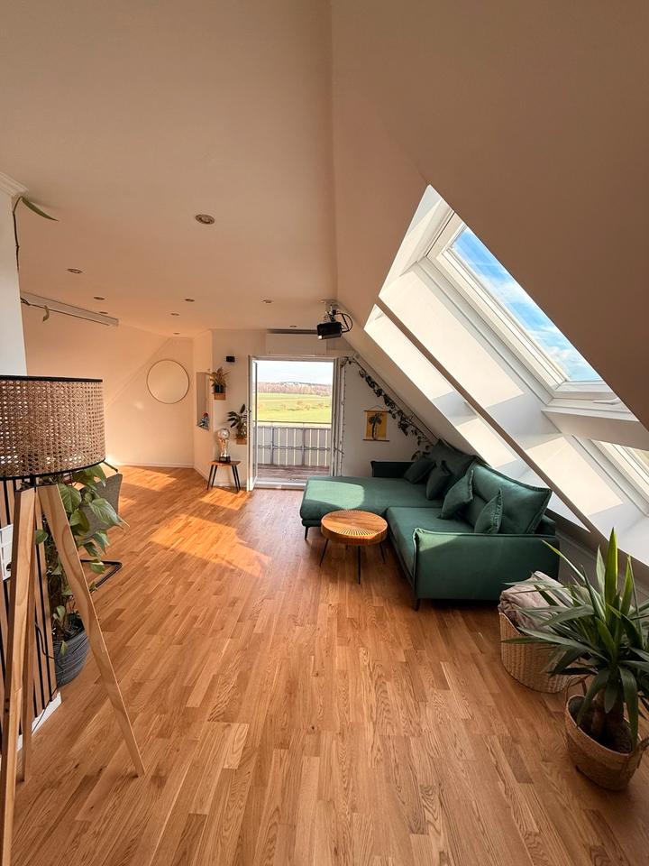 Thumbnail-Helle, frisch renovierte 3-Zimmer-Wohnung mit Balkon