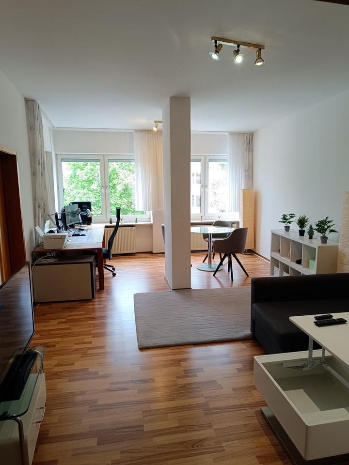 Thumbnail-helle, moderne 2 Zimmer-Whg. Rgbg Ost