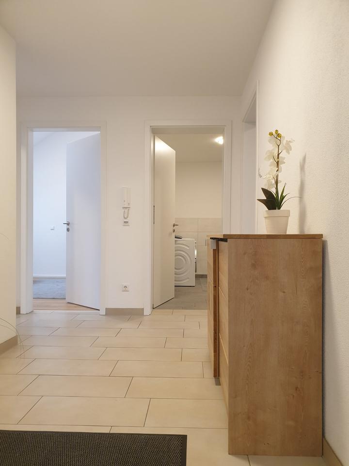 Thumbnail-Neubau...3-Zi. Dachgeschosswohnung mit Balkon, zwei Stellplätze in zentraler & ruhiger Lage von 84524 Neuötting