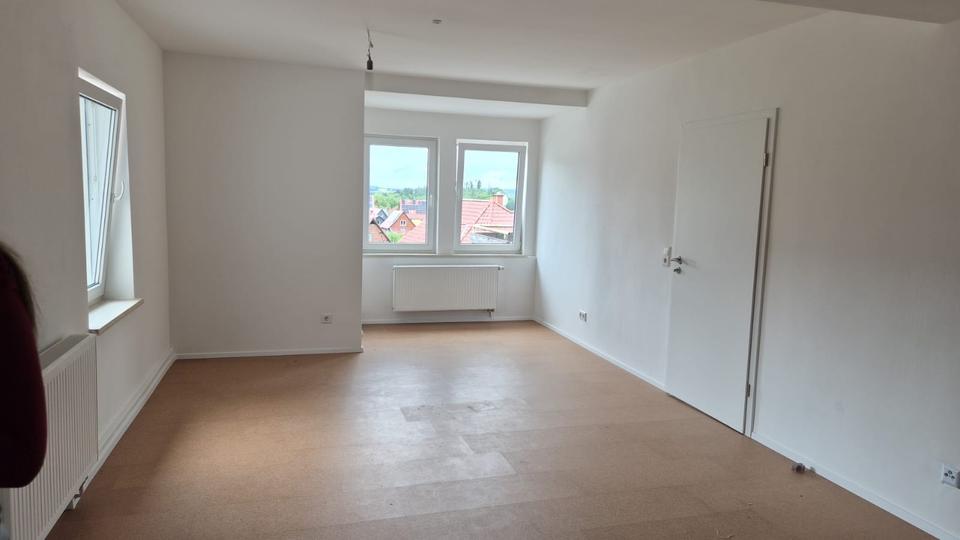 Thumbnail-Schöne 2 Zimmer Wohnung mit Balkon in Kallmerode