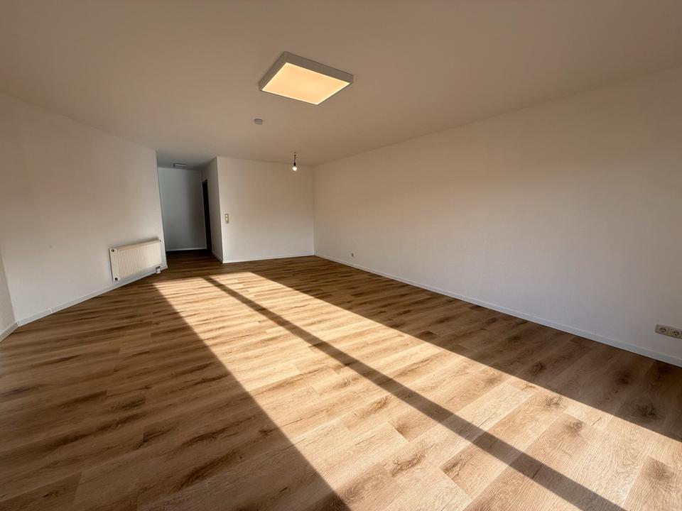 Thumbnail-2 Zimmer Wohnung mit Terrasse, Stellplatz & großem Keller