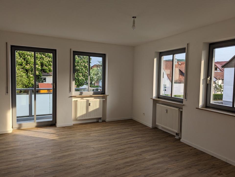 Thumbnail-Attraktive 2 Zimmer Wohnung mit Südbalkon in Untermaßfeld