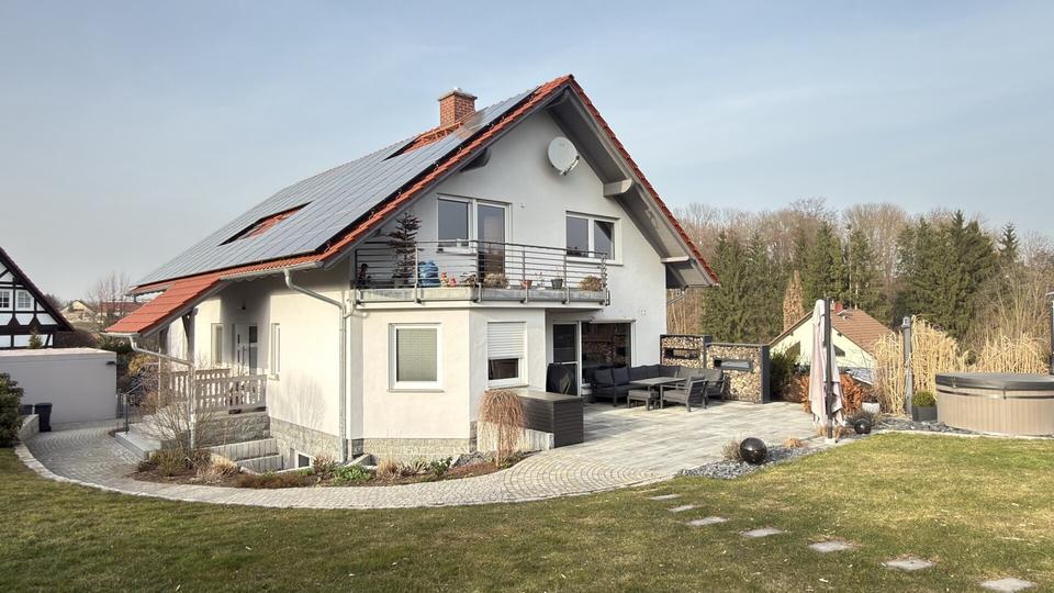 Thumbnail-Modernes Zweifamilienhaus mit großem Gartengrundstück in ruhiger Lage von Döbeln