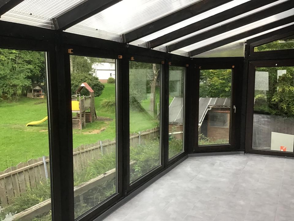 Thumbnail-Großzügige 5-Zimmer-Wohnung mit Wintergarten & großem Garten