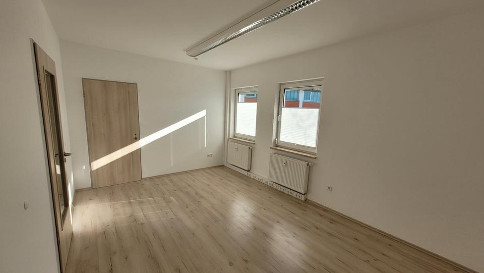 Thumbnail-2-Zimmer-Wohnung 64 m² Innenstadt BW