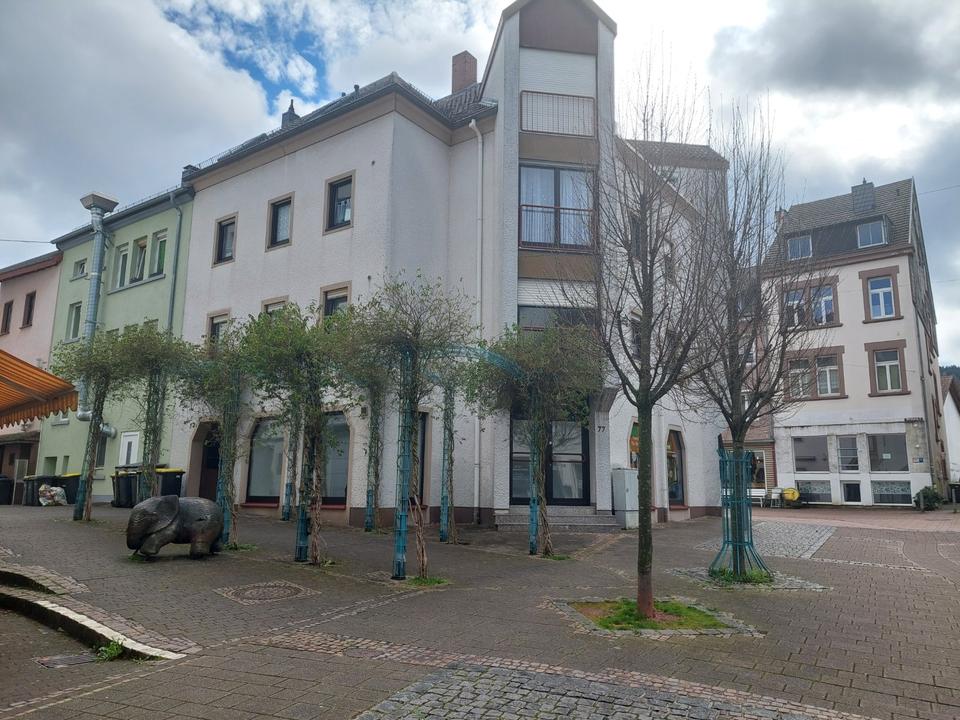 Thumbnail-Ultracentral Merzig Kirchplatz -elegante möblierte 2-Zimmer 56 m