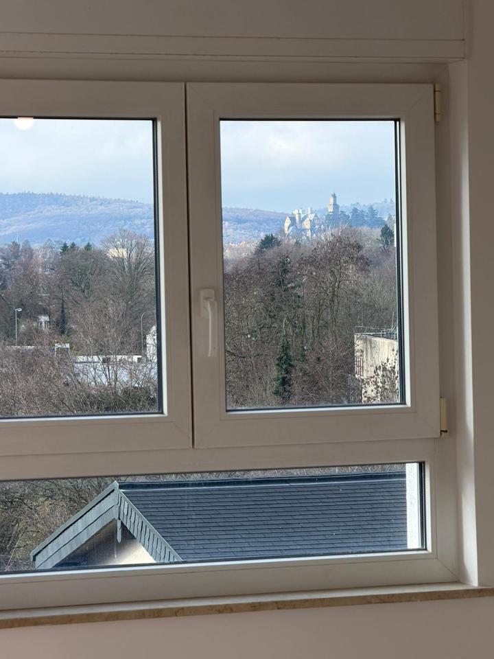 Thumbnail-4 Zimmer Wohnung mit Balkon und Blick ins Tal von Oberhöchstadt