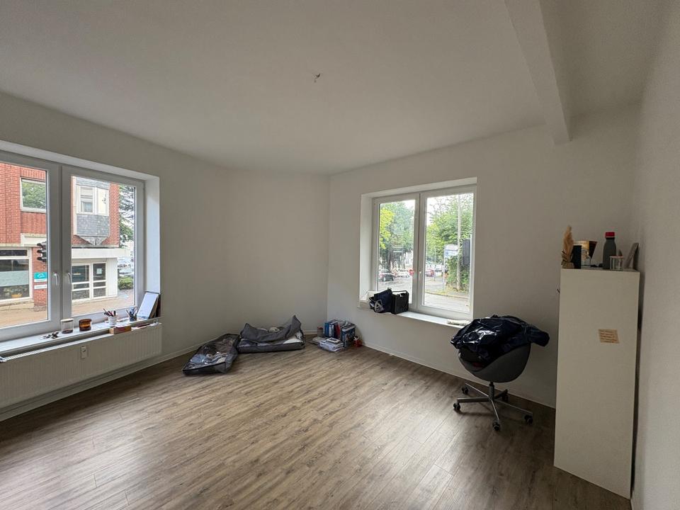 Thumbnail-Helle, renovierte 2-Zimmer-Wohnung in zentraler Lage