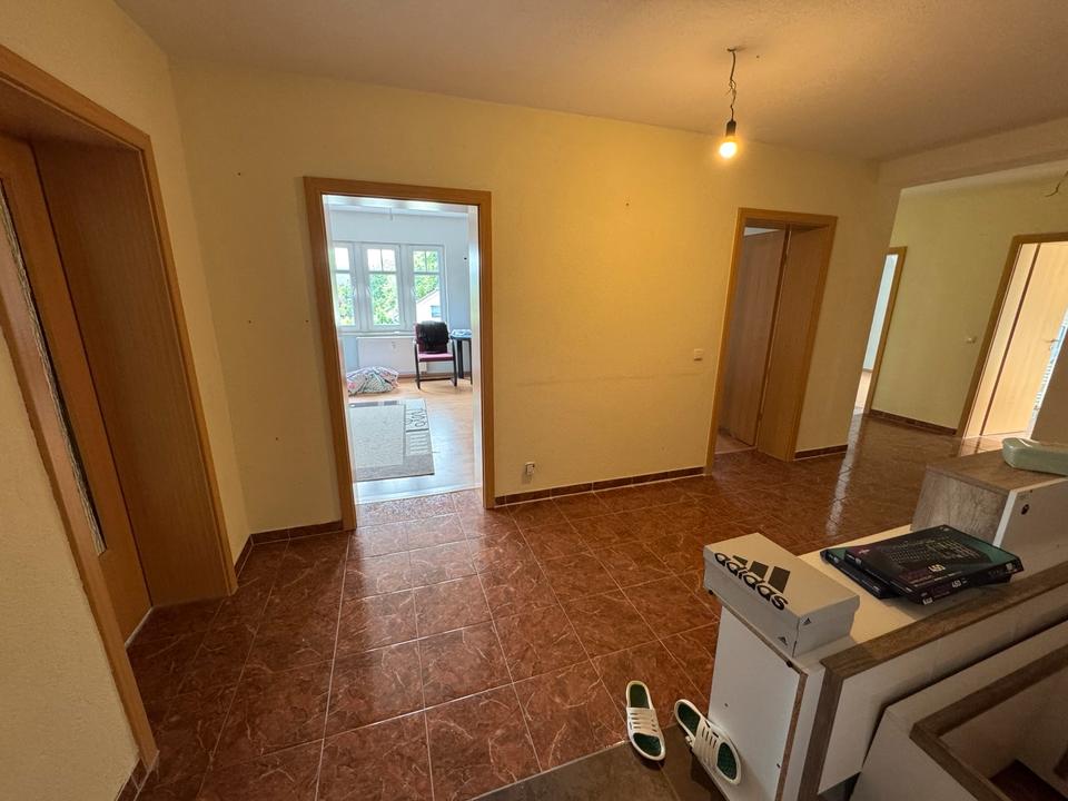 Thumbnail-3 Zimmer Wohnung in ruhiger Lage mit großen Garten & Hof