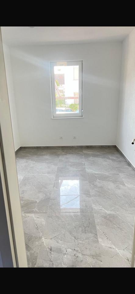 Thumbnail-1 Zimmer Wg