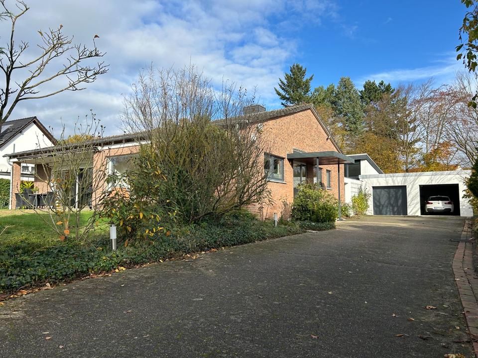 Thumbnail-Exklusives Familienhaus in exklusiver Lage mit viel Platz