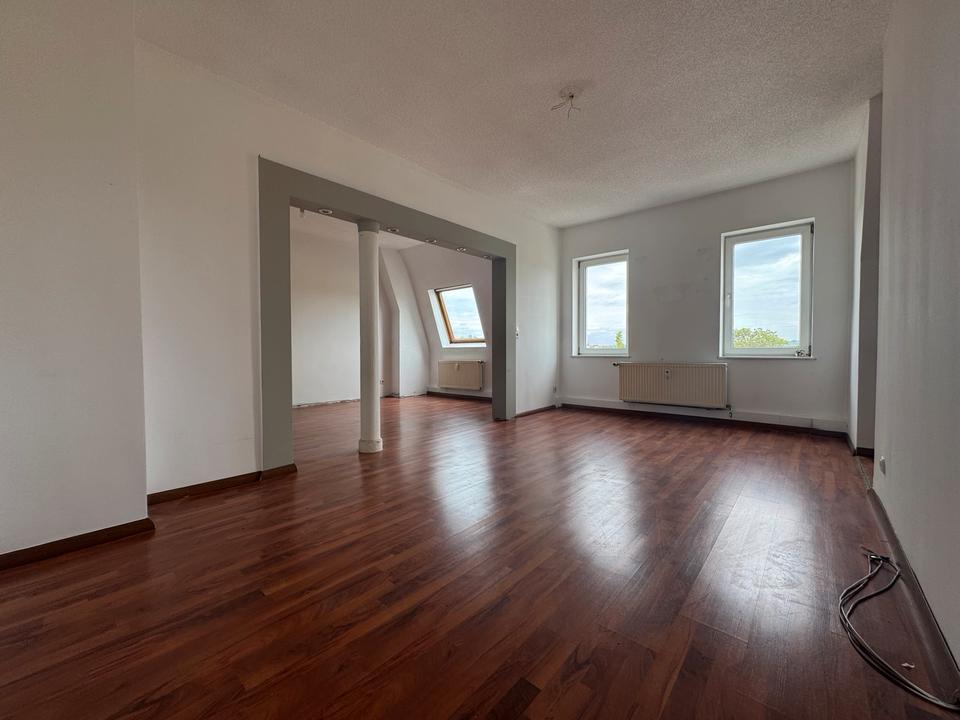 Thumbnail-3 Zimmerwohnung im Dachgeschoss - ab sofort - 4 Monate mietfrei