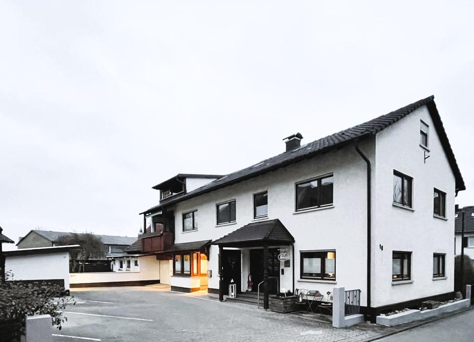 Thumbnail-Gute Kapitalanlage - MFH mit 3 Wohneinheiten in zentraler Lage