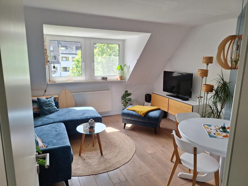 Thumbnail-flexible Dachgeschosswohnung in Köln-Junkersdorf
