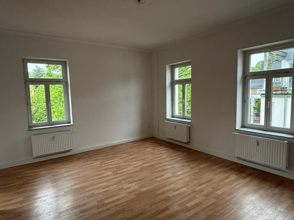Thumbnail-Wunderschöne 3-Raum-Wohnung mit Balkon und Stellplatz in Gera-Debschwitz-West