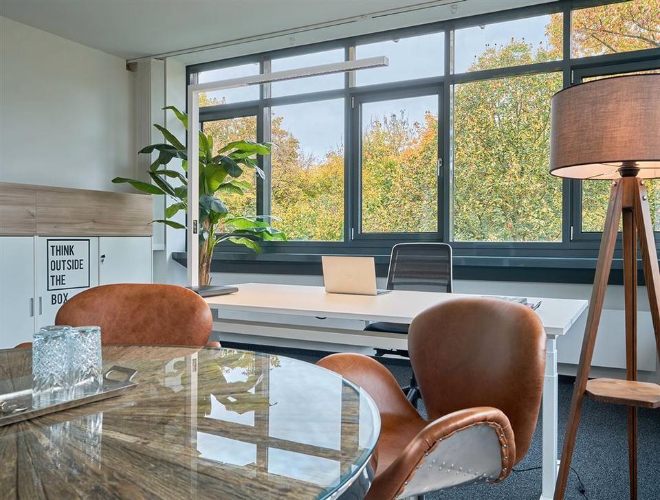 Thumbnail-MODERNE BÜROS – RENOVIERT, ALL-INCLUSIVE & AB MÄRZ 2026!