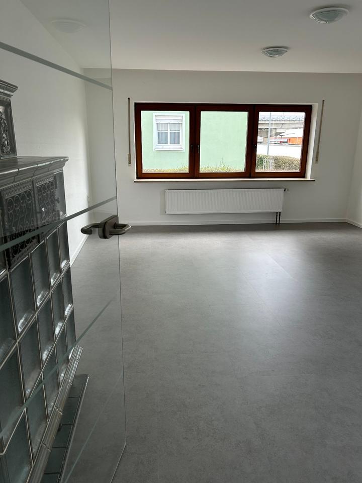 Thumbnail-3-Zimmer-Wohnung mit Balkon und Stellplatz (inklusive)