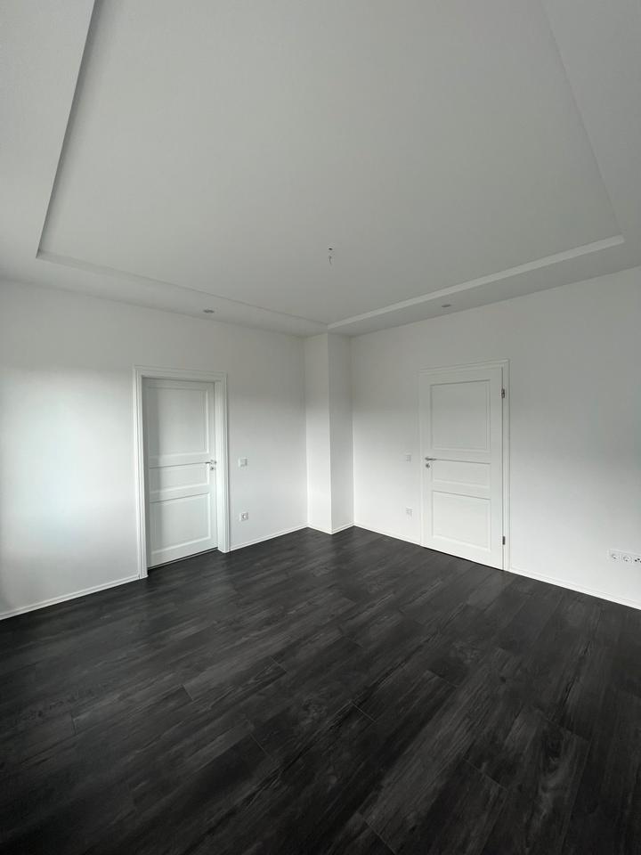 Thumbnail-2 ZIMMER WOHNUNG ZU VERMIETEN IN BERGNEUSTADTWIEDENEST 62m2