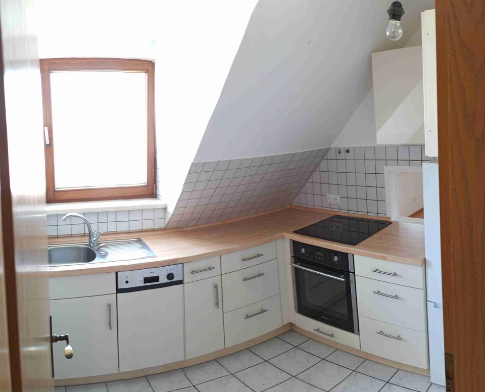 Thumbnail-2 Zi. Dachgeschoss Wohnung zentral in Ergoldsbach