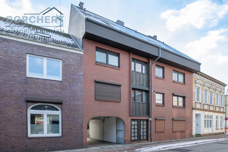 Thumbnail-Renovierte 2- Zimmer Wohnung in zentraler Lage von Elmshorn zu vermieten!