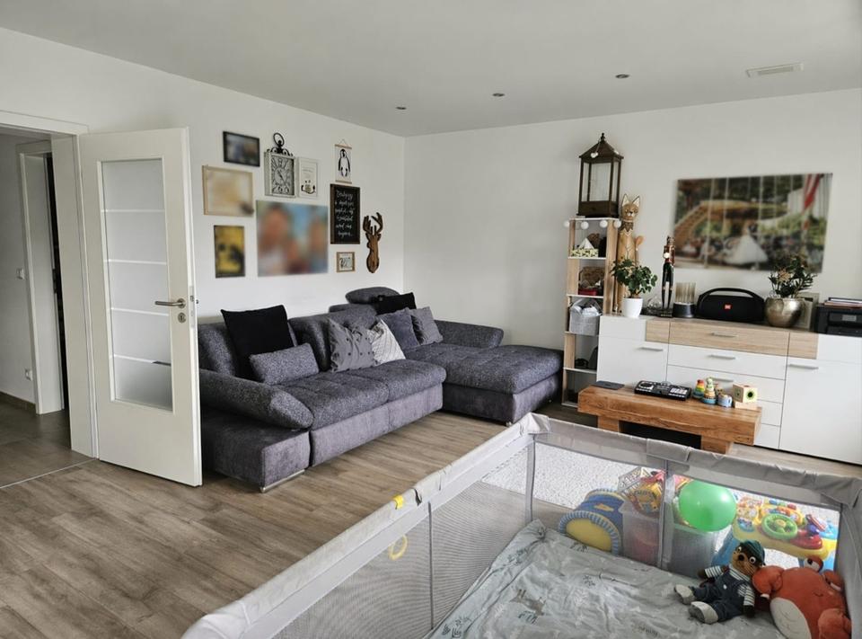 Thumbnail-Tittling-Englburg: Moderne 3-Zimmer-Wohnung mit Balkon in ruhiger Wohnlage