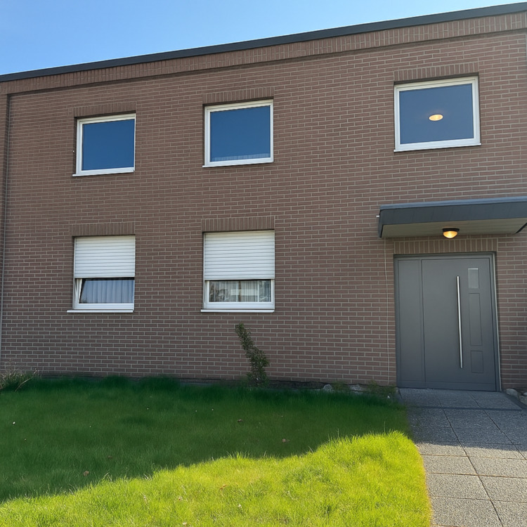 Thumbnail-Kapitalanlage: Vermietete Zweifamilien-Doppelhaushälfte in GV