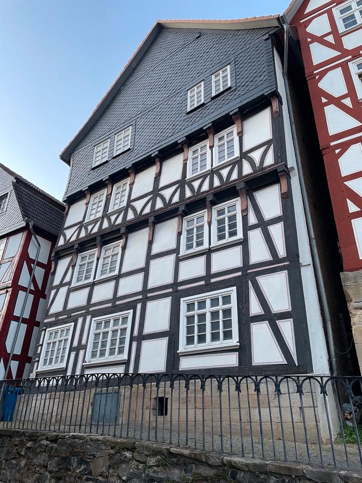 Thumbnail-Denkmalobjekt mit 7 Einheiten - Sanierungsobjekt in Homberg Efze