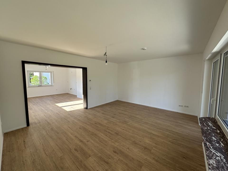 Thumbnail-Schwebheim Erstbezug Erdgeschoß 5 Zimmer Wohnung EG Garten