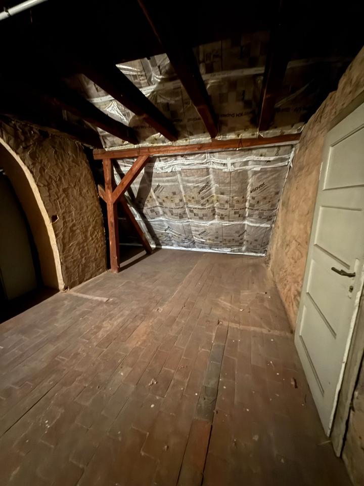 Thumbnail-Dachboden ca. 170 m2 über 2. Obergeschoss Gelnhausen * zentral *