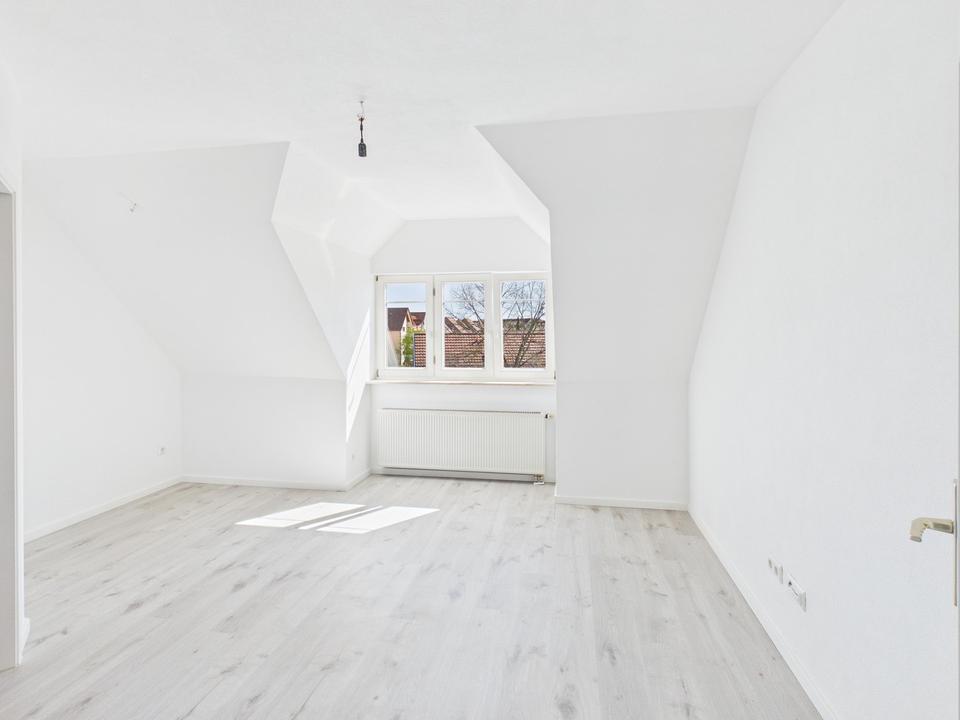 Thumbnail-Frisch saniert & sofort frei: 2-Zimmer Wohnung & großer Bühne in Schwäbisch Hall