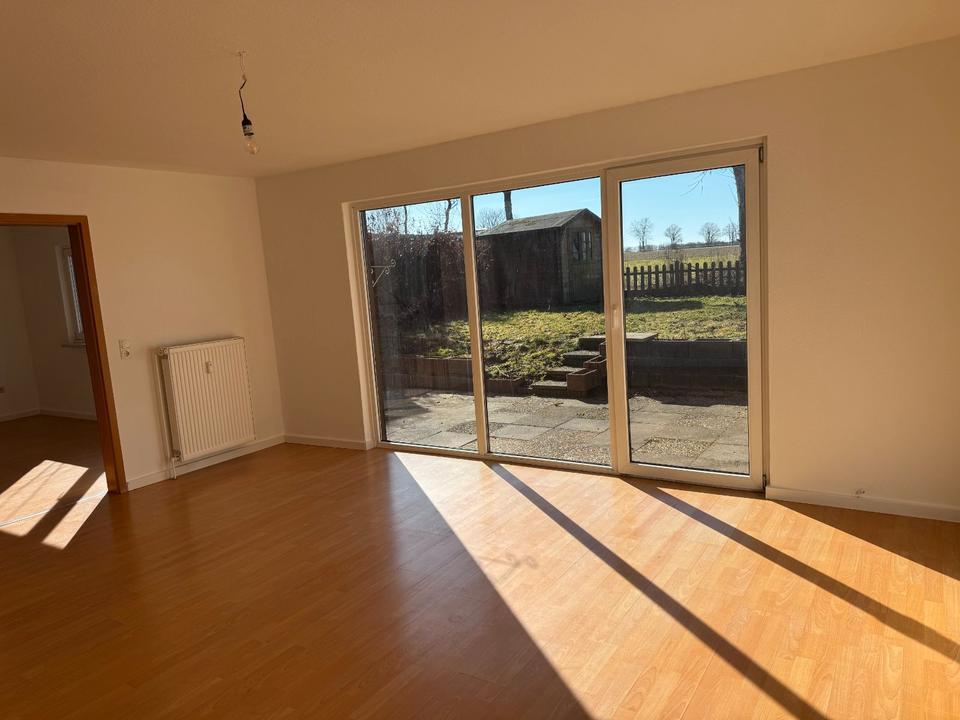 Thumbnail-3- Zimmer Wohnung mit Grünblick - eigener Garten mit Terrasse