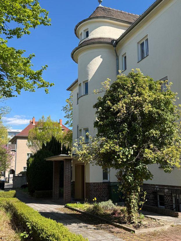 Thumbnail-Mehrfamilienhaus , Praxis, Kanzlei, Büros, Gewerbe, großer Garten