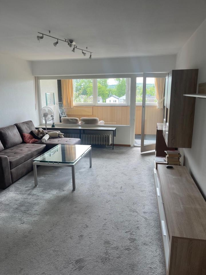 Thumbnail-2,5-Zimmer-Wohnung mit Balkon & Aufzug – möbliert